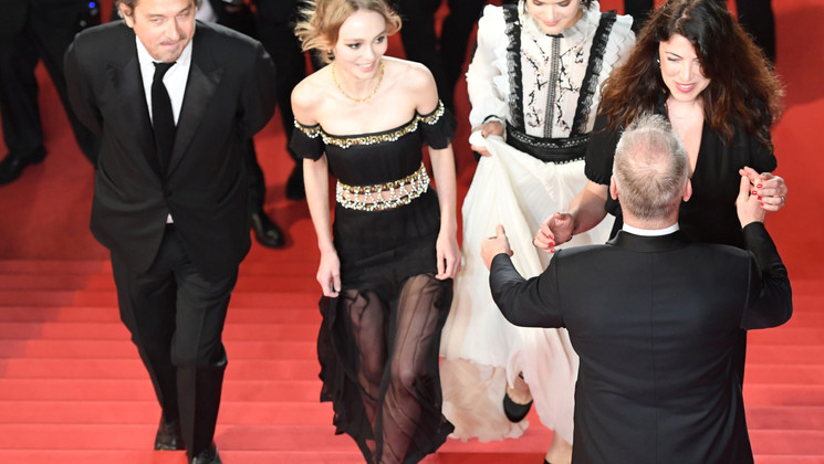 Louis-Do de Lencquesaing, Lily-Rose Depp, Stephanie Sokolinski aka Soko, Stephanie Di Giusto et Thierry Fremaux - La Danseuse © Antonin Thuillier / AFP