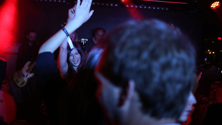 Party at the Villa Schweppes, concert of The Limiñanas © Patrice Terraz / Signatures