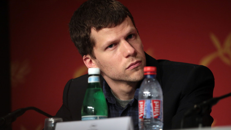 Jesse Eisenberg - Café Society © Mathilde Petit / FDC