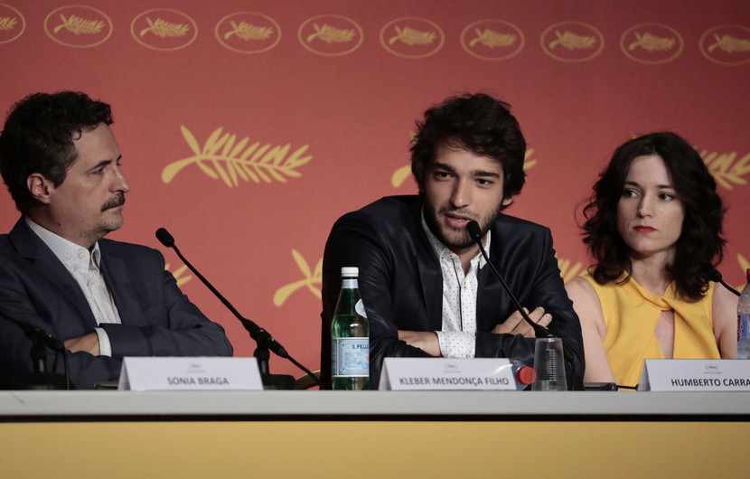 Kleber Mendoca Filho, Humberto Carrao and Émilie Lesclaux - Aquarius © Léo Laumont / FDC
