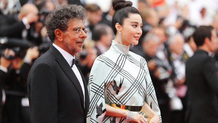 Gabriel Yared et Fan Bingbing, Members of the Feature Films Jury © Valery Hache / AFP
