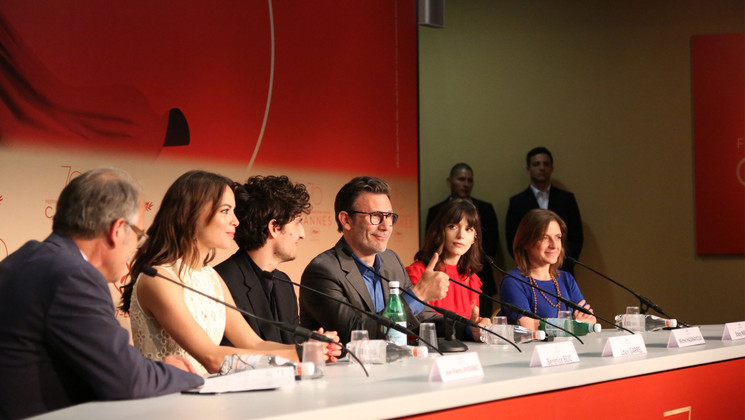 Team of the film - Le Redoutable ((Redoubtable)) © Christophe Bouillon / FDC