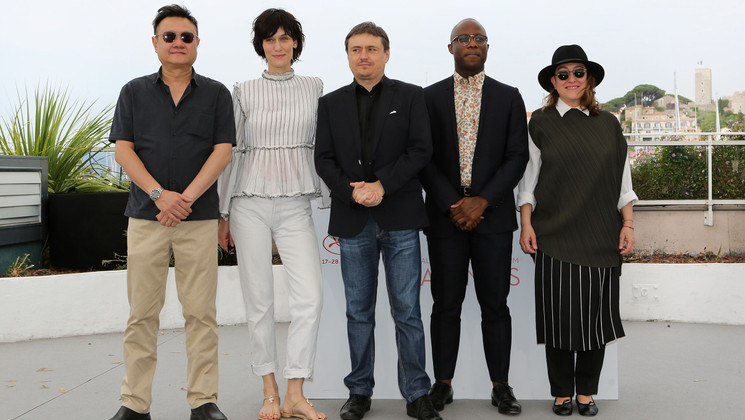 Eric Khoo, Clotilde Hesme, Cristian Mungiu, Barry Jenkins and Athiná-Rachél Tsangári, Members of the Cinéfondation and Short Films Jury © Christophe Bouillon / FDC