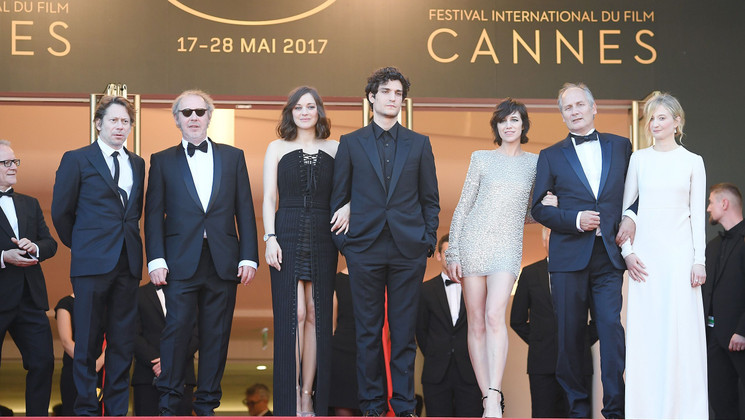 Thierry Frémaux and the Team of the film -  Les Fantômes d'Ismaël ( Ismaël's Ghosts) © Venturelli / Getty Images