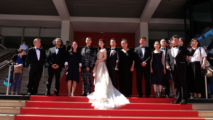 Team of the film - Lu guo wei lai (Walking Past The Future) © Mathilde Petit / FDC