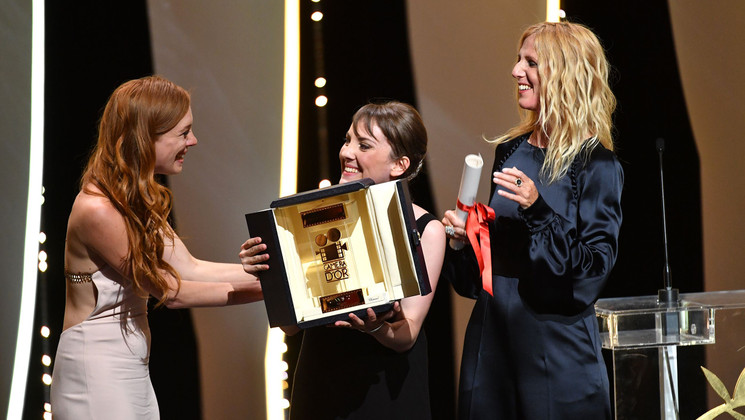 Leonor Serraille, Caméra d’or - Jeune Femme - Laetitia Dosch et Sandrine Kiberlain © Alberto Pizzoli / AFP