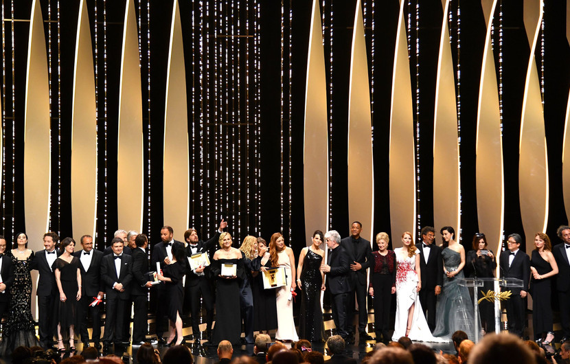 Le Jury et les lauréats 2017 © Alberto Pizzoli / AFP
