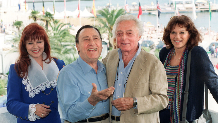 Agostina Belli,  Alberto Sordi, Dino Risi, Lea Massari © André Fernandez / AFP