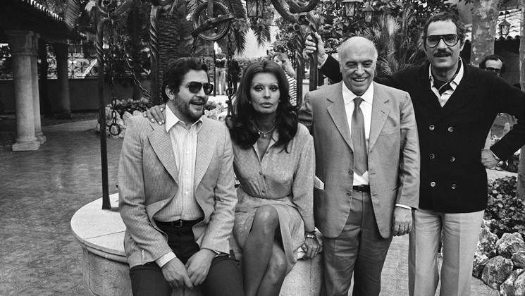 Ettore Scola, Sophia Loren, Carlo Ponti, Nino Manfredi © AFP