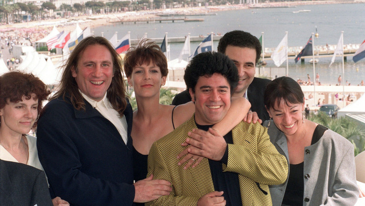 Nana Djordjaze, Gérard Depardieu, Jamie Lee Curtis, Pedro Almodovar, Serge Toubiana, Joëlle Van Effenterre - Members of the Feature Films Jury © Mario Goldman / AFP