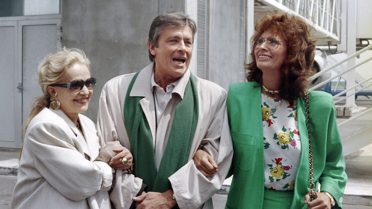 Jeanne Moreau, Alain Delon, Sophia Loren © STF / AFP