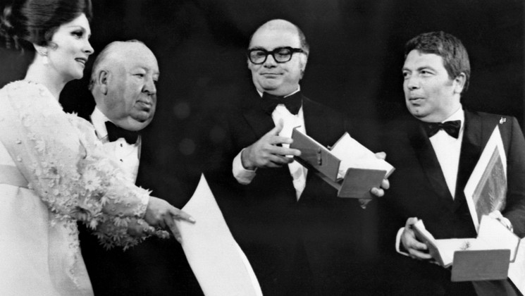 Francesco Rosi, Palme d'or Ex Aequo - Il Caso Mattei, Elio Petri, Palme d'or Ex Aequo - La Classe Operaia Va In Paradiso, Gina Lollobrigida, Alfred Hitchcock © Ralph Gatti / AFP