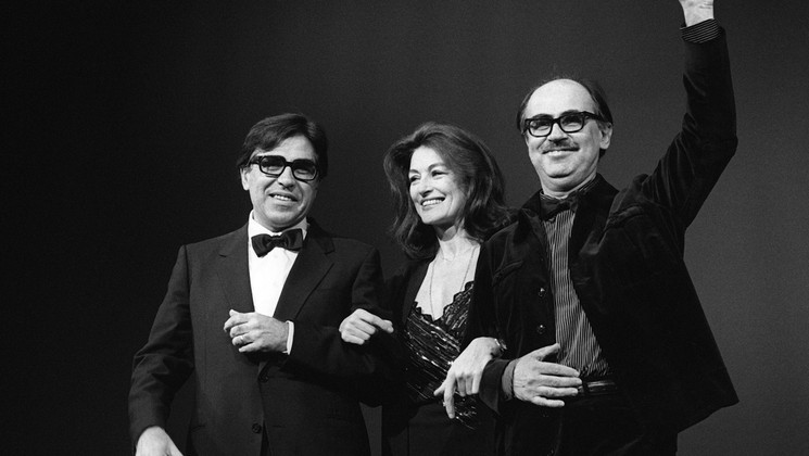 Paolo & Vittorio Taviani,  Grand Prix Spécial du Jury - La Notte Di San Lorenzo - Anouk Aimée © Ralph Gatti / AFP