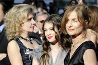 Eva Ionesco, Annamaria Vartolomei et Isabelle Huppert