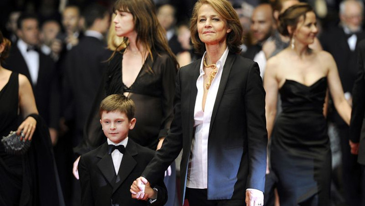 Charlotte Gainsbourg, Charlotte Rampling - Montée des Marches - Melancholia © AFP
