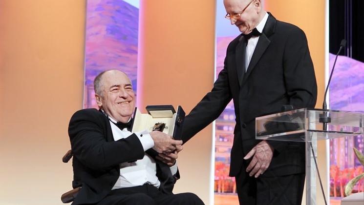 Bernardo Bertolucci, Gilles Jacob - Palme d'Honneur - Cérémonie d'Ouverture © AFP