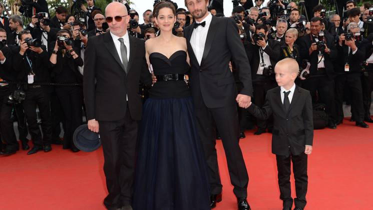 Equipe du film - Montée des marches - De rouille et d'os © AFP