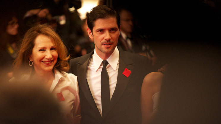 Nathalie Baye, Mevil Poupaud - Montée de marches- Laurence anyways © FIF/LF