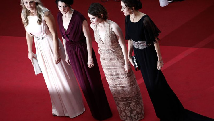 Rachel Blake, Julia Leigh, Emily Browning, Jessica Brentnall  - Red Steps - Sleeping Beauty © AFP
