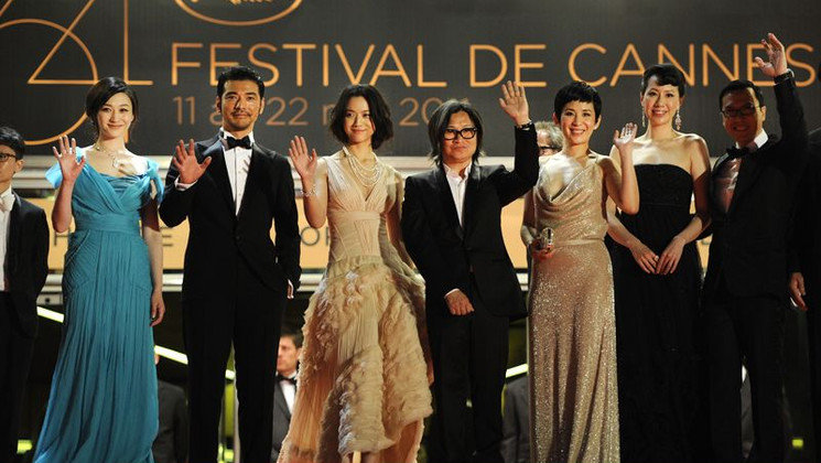 Equipe du film - Montée des Marches - Wu Xia © AFP