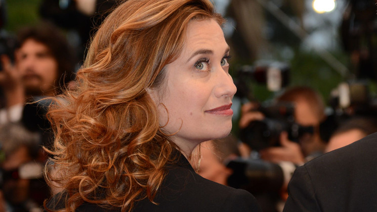 Emmanuelle Devos - Red step © AFP