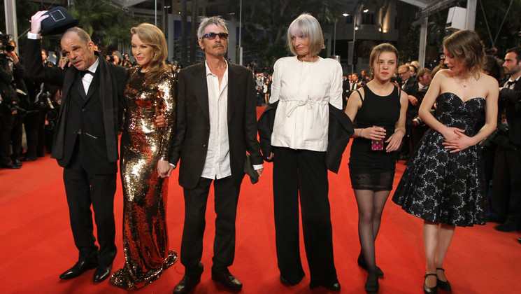 Film cast - Red step - Holy Motors © AFP