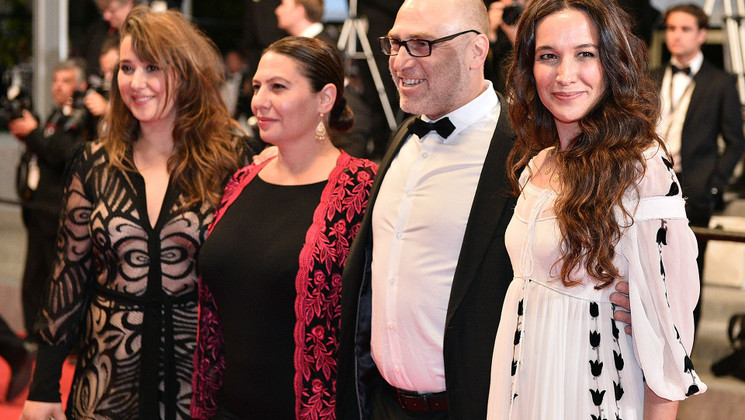 Équipe du film - Montée des marches - Loin de mon père © AFP