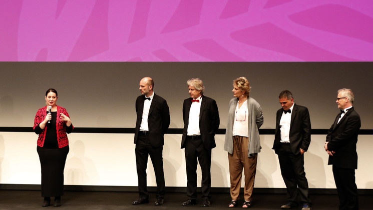 Presentation - That Lovely Girl © FDC / K. Vygrivach