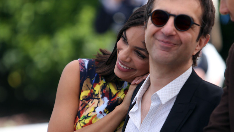 Rosario Dawson and Atom Egoyan - Path - The Captive © FDC / M. Petit