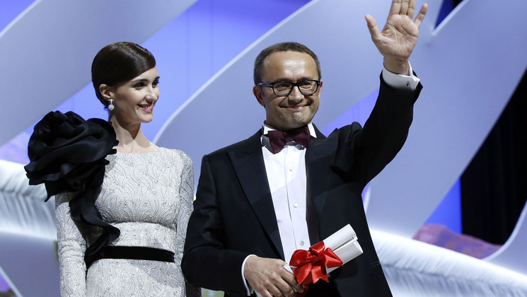Paz Vega and Andrey Zvyagintsev - Best Screenplay - Leviathan © AFP / V. Hache