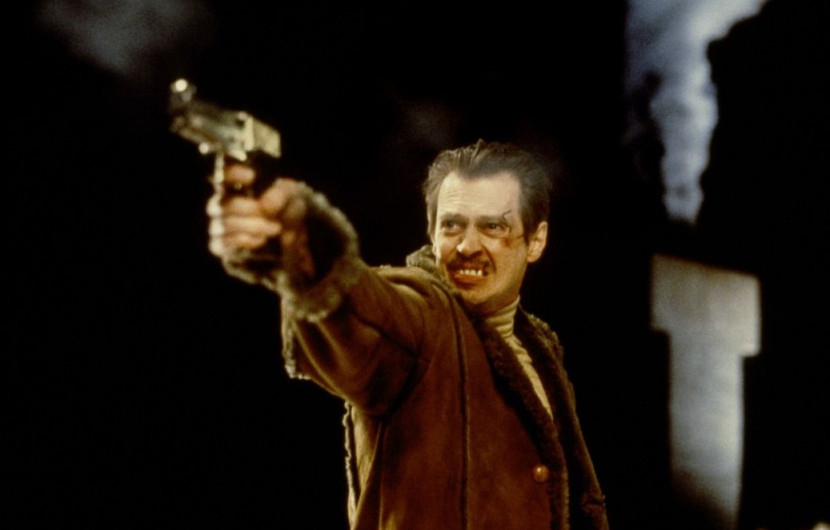 Steve Buscemi alias Carl Showalter dans Fargo © DR