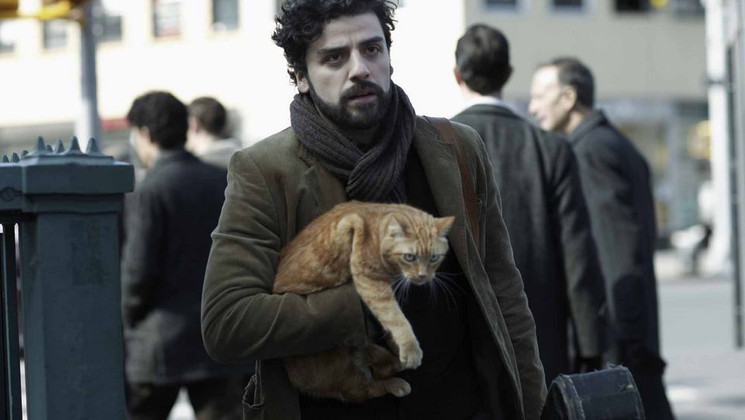 Oscar Isaac alias Llewyn Davis dans Llewyn Davis © DR