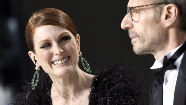 Julianne Moore & Lambert Wilson - Opening Ceremony © AFP / Loic Venance