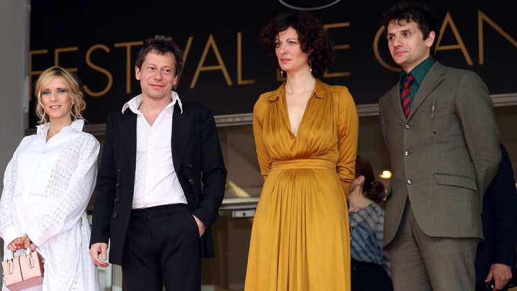 The film crew - Red carpet - The Blue Room ( La Chambre bleue) © FDC / M. Petit