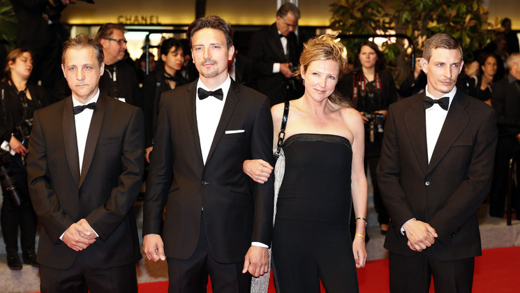 Film cast - Red carpet - Snow in Paradise © FDC / K. Vygrivach