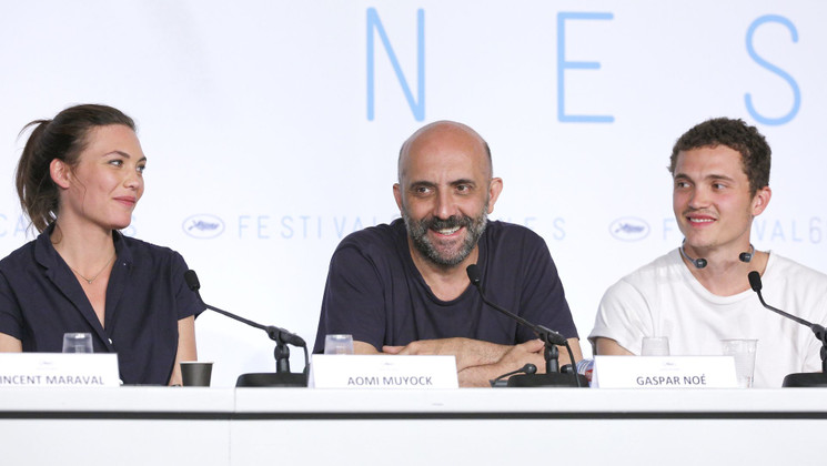 Aomi Muyock, Gaspar Noé, Karl Glusman - Press conference - Love © FDC / Mathilde Petit
