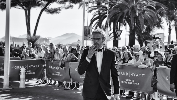 Bain de foule et jeu de la signature d'autographes pour Lambert Wilson © Theodora Richter