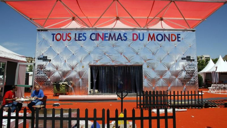 Monde © BBQ