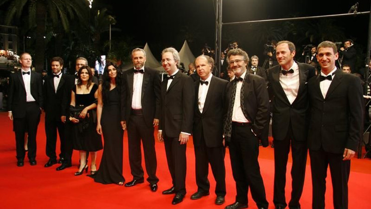 Waltz with Bashir team, Climbing of the Steps of the film Waltz with Bashir © Emmanuelle TROMPILLE