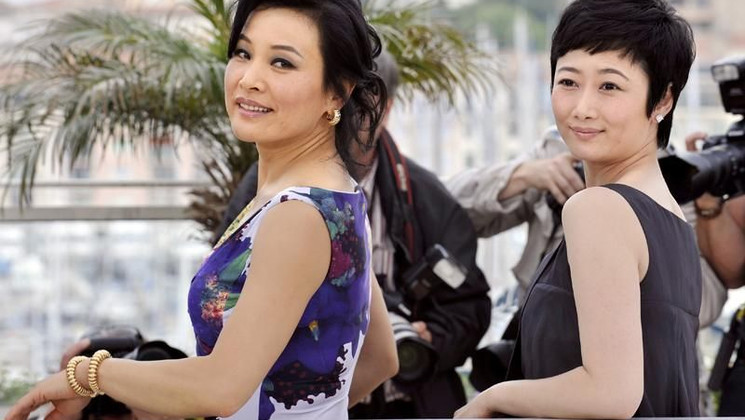 Joan Chen and Zhao Tao of the film 24 City © AFP