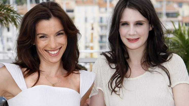 Aure Atika and Judith Chemla, Photocall of the film Versailles © AFP