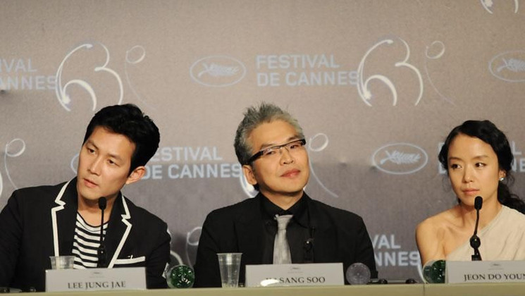 Lee Jung Jae, Im Sang soo, Jeon Do-yeoun - Condérence de presse - The Housemaid © FIF/Aurore Maréchal