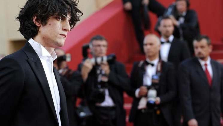 Louis Garrel - Montée des marches © AFP