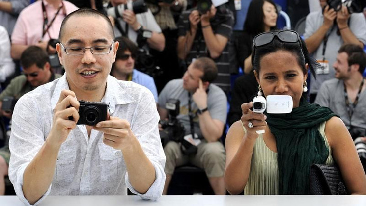 Apichatpong Weerasethakul, Wallapa Mongkolprasert - Photocall - Lung Boonmee Raluek Chat © AFP