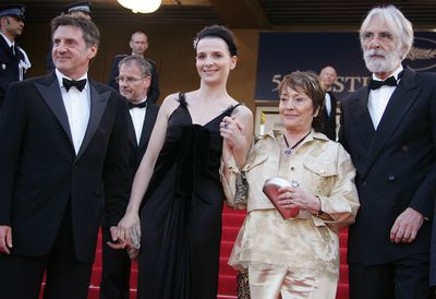 La montée des marches de l'équipe du film "Caché"
