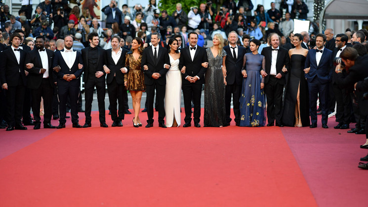 Team of the film Le Grand Bain (Sink Or Swim) © Alberto Pizzoli/AFP