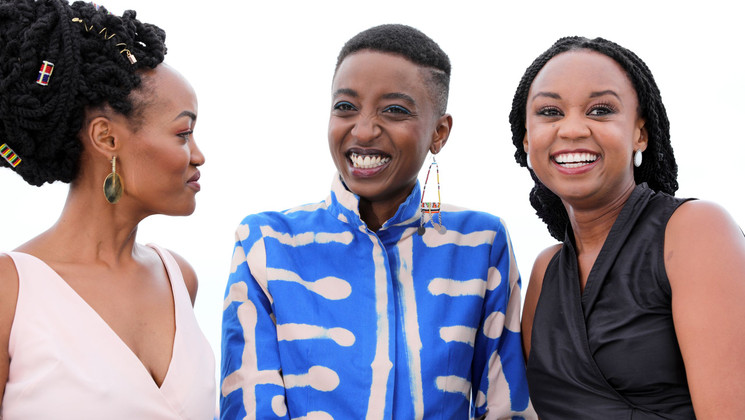 Sheila Munyiva, Samantha Mugatsia, Wanuri Kahiu - Rafiki © Christophe Bouillon/FDC