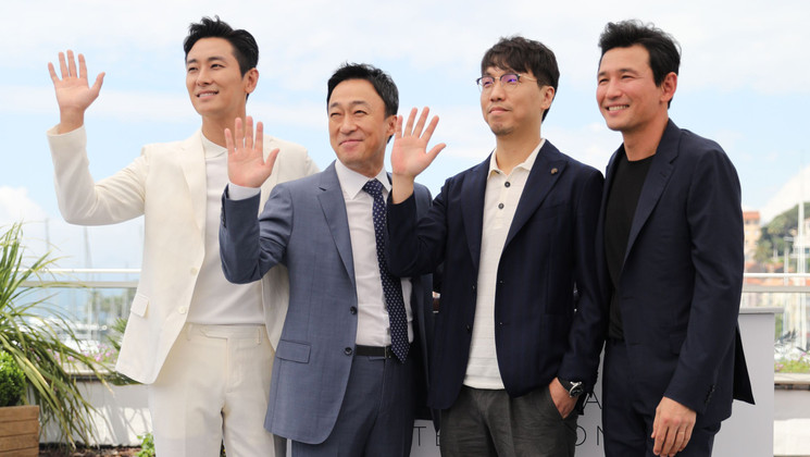 Team of the film Gongjak (The Spy Gone North) © Déborah Néris /FDC