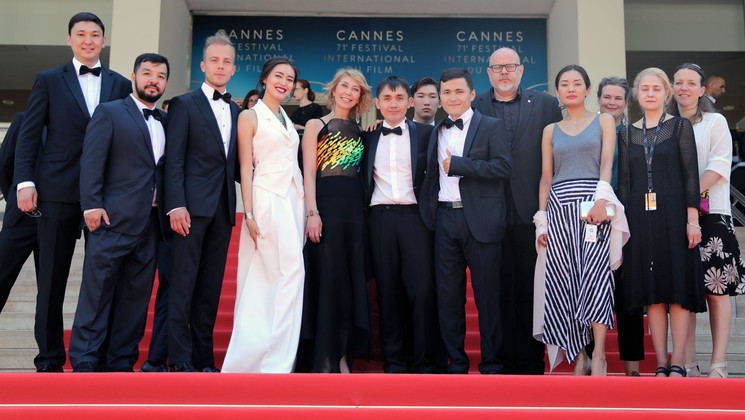 Équipe du film Laskovoe Bezrazlichie Mira (La tendre indifférence du monde) © Déborah Néris /FDC