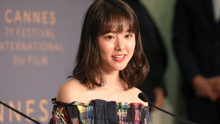 Erika Karata - Netemo Sametemo (Asako I & II) © Déborah Néris /FDC